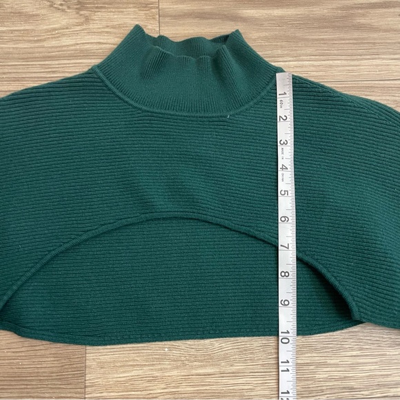 Banana Republic Green Ribbed Mock Neck Bolero Sleeves Shrug Sweater - Picture 6 of 8